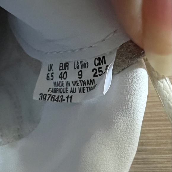 Puma Palermo Sneakers in Cream - Picture 8 of 8